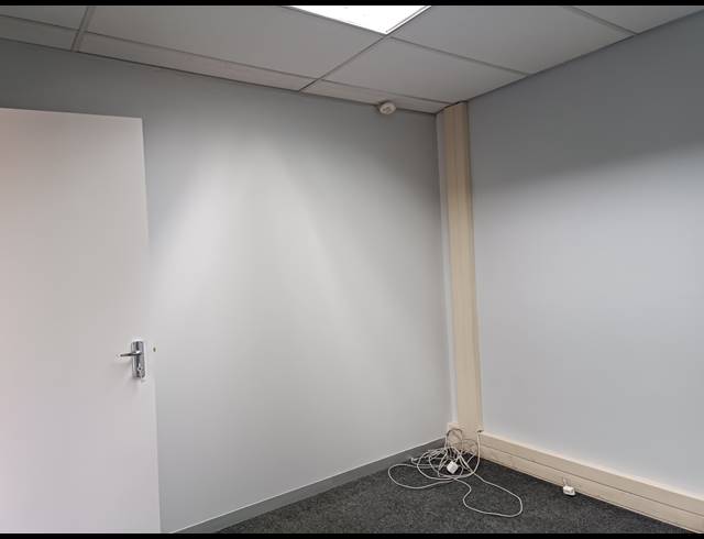 700M² OFFICE TO LET IN BO-DORP
